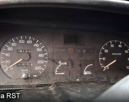 Красный Рено 19, объемом двигателя 1.8 л и пробегом 282 тыс. км за 850 $, фото 13 на Automoto.ua