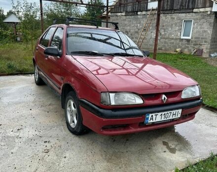 Красный Рено 19, объемом двигателя 1.7 л и пробегом 220 тыс. км за 900 $, фото 1 на Automoto.ua
