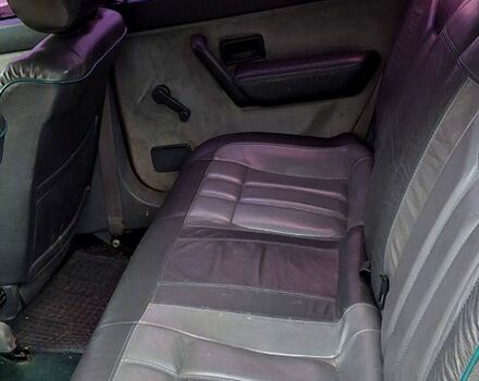 Красный Рено 19, объемом двигателя 1.8 л и пробегом 282 тыс. км за 850 $, фото 9 на Automoto.ua