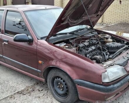 Красный Рено 19, объемом двигателя 1.8 л и пробегом 282 тыс. км за 850 $, фото 4 на Automoto.ua