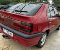 Красный Рено 19, объемом двигателя 1.7 л и пробегом 220 тыс. км за 900 $, фото 2 на Automoto.ua