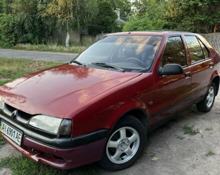 Червоний Рено 19, об'ємом двигуна 1.8 л та пробігом 400 тис. км за 1000 $, фото 7 на Automoto.ua