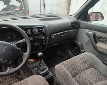Червоний Рено 19, об'ємом двигуна 1.7 л та пробігом 333 тис. км за 950 $, фото 5 на Automoto.ua