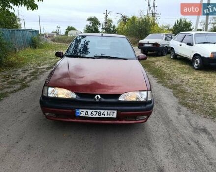 Красный Рено 19, объемом двигателя 1.79 л и пробегом 260 тыс. км за 1550 $, фото 8 на Automoto.ua