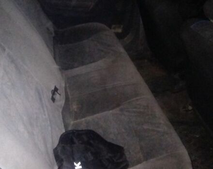 Красный Рено 19, объемом двигателя 1.7 л и пробегом 3 тыс. км за 406 $, фото 5 на Automoto.ua