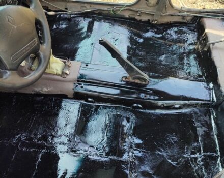 Червоний Рено 19, об'ємом двигуна 1.7 л та пробігом 333 тис. км за 950 $, фото 6 на Automoto.ua