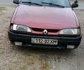Красный Рено 19, объемом двигателя 1.8 л и пробегом 199 тыс. км за 600 $, фото 1 на Automoto.ua