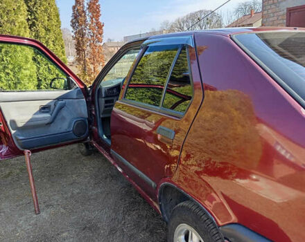 Красный Рено 19, объемом двигателя 1.72 л и пробегом 277 тыс. км за 1100 $, фото 2 на Automoto.ua