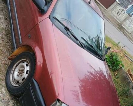 Красный Рено 19, объемом двигателя 1.8 л и пробегом 199 тыс. км за 800 $, фото 4 на Automoto.ua