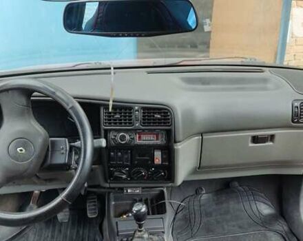 Рено 19 1997 в Кропивницком (Кировограде) на Automoto.ua Красный Рено 19, объемом двигателя 1.4 л и пробегом 290 тыс. км за 1100 $, фото 6 на Automoto.ua