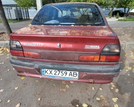 Красный Рено 19, объемом двигателя 1.4 л и пробегом 235 тыс. км за 900 $, фото 2 на Automoto.ua