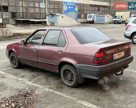 Красный Рено 19, объемом двигателя 1.72 л и пробегом 300 тыс. км за 1000 $, фото 4 на Automoto.ua