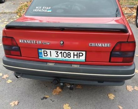 Червоний Рено 19, об'ємом двигуна 1.4 л та пробігом 230 тис. км за 2000 $, фото 2 на Automoto.ua