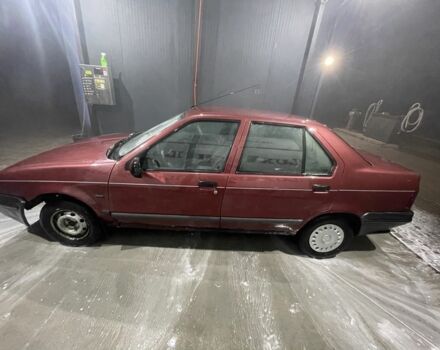 Красный Рено 19, объемом двигателя 1.4 л и пробегом 200 тыс. км за 300 $, фото 1 на Automoto.ua
