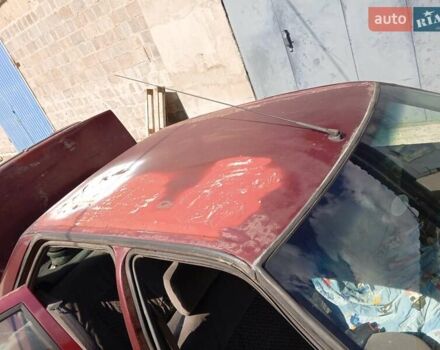 Красный Рено 19, объемом двигателя 1.8 л и пробегом 363 тыс. км за 900 $, фото 2 на Automoto.ua