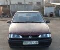 Красный Рено 19, объемом двигателя 1.7 л и пробегом 308 тыс. км за 950 $, фото 1 на Automoto.ua