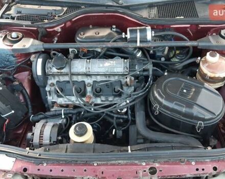 Красный Рено 19, объемом двигателя 1.7 л и пробегом 307 тыс. км за 1200 $, фото 4 на Automoto.ua