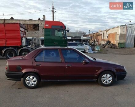 Красный Рено 19, объемом двигателя 1.7 л и пробегом 307 тыс. км за 1200 $, фото 7 на Automoto.ua