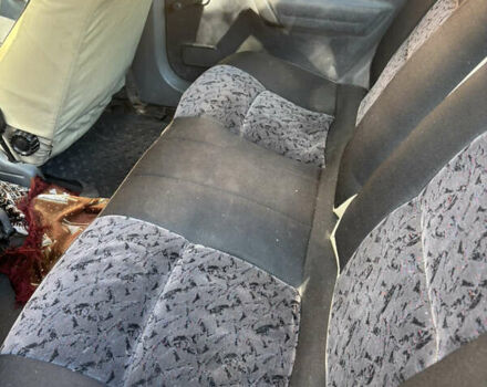 Червоний Рено 19, об'ємом двигуна 1.8 л та пробігом 300 тис. км за 999 $, фото 5 на Automoto.ua