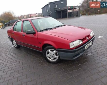 Красный Рено 19, объемом двигателя 1.9 л и пробегом 262 тыс. км за 1550 $, фото 3 на Automoto.ua