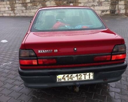 Красный Рено 19, объемом двигателя 1.9 л и пробегом 262 тыс. км за 1550 $, фото 4 на Automoto.ua