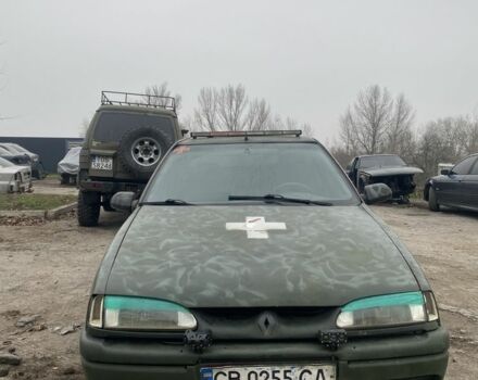 Красный Рено 19, объемом двигателя 1.4 л и пробегом 300 тыс. км за 550 $, фото 1 на Automoto.ua