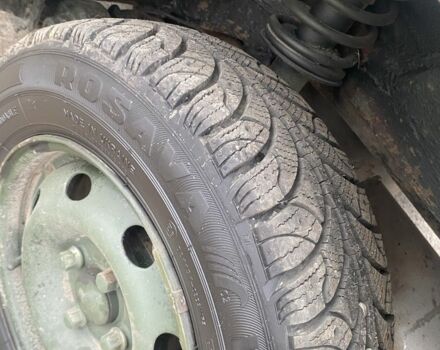 Красный Рено 19, объемом двигателя 1.4 л и пробегом 300 тыс. км за 550 $, фото 4 на Automoto.ua