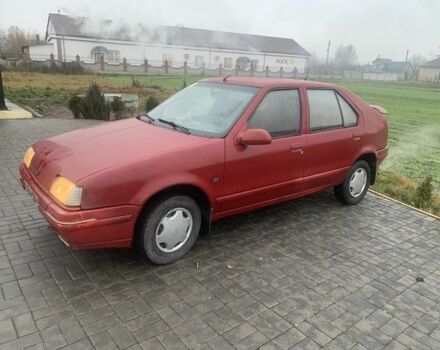 Красный Рено 19, объемом двигателя 1.4 л и пробегом 300 тыс. км за 600 $, фото 1 на Automoto.ua