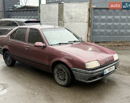 Червоний Рено 19, об'ємом двигуна 1.72 л та пробігом 300 тис. км за 850 $, фото 1 на Automoto.ua