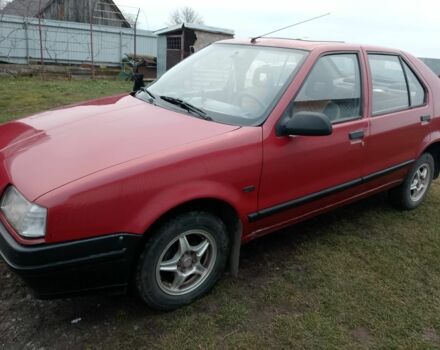 Красный Рено 19, объемом двигателя 0 л и пробегом 122 тыс. км за 949 $, фото 1 на Automoto.ua