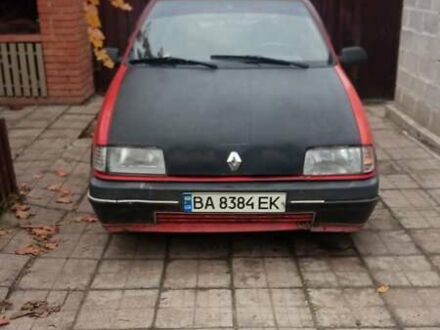 Красный Рено 19, объемом двигателя 1.4 л и пробегом 33 тыс. км за 800 $, фото 1 на Automoto.ua