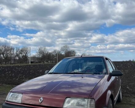 Красный Рено 19, объемом двигателя 1.7 л и пробегом 100 тыс. км за 583 $, фото 1 на Automoto.ua