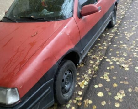 Красный Рено 19, объемом двигателя 1.8 л и пробегом 1000 тыс. км за 478 $, фото 1 на Automoto.ua