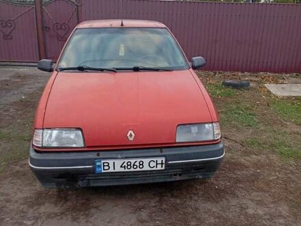Рено 19 1992 в Лубнах на Automoto.ua Красный Рено 19, объемом двигателя 1.4 л и пробегом 243 тыс. км за 800 $, фото 1 на Automoto.ua