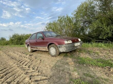 Рено 19 1992 в Стрые на Automoto.ua Красный Рено 19, объемом двигателя 9 л и пробегом 2 тыс. км за 400 $, фото 1 на Automoto.ua