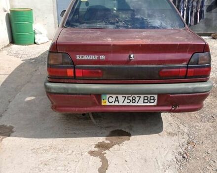 Червоний Рено 19, об'ємом двигуна 1.8 л та пробігом 363 тис. км за 900 $, фото 1 на Automoto.ua