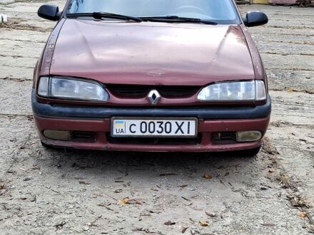 Красный Рено 19, объемом двигателя 1.8 л и пробегом 282 тыс. км за 850 $, фото 1 на Automoto.ua