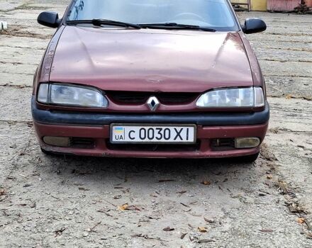 Красный Рено 19, объемом двигателя 1.8 л и пробегом 282 тыс. км за 850 $, фото 1 на Automoto.ua