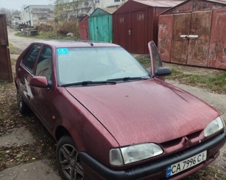 Червоний Рено 19, об'ємом двигуна 1.7 л та пробігом 333 тис. км за 950 $, фото 1 на Automoto.ua