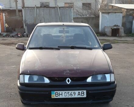 Красный Рено 19, объемом двигателя 1.7 л и пробегом 307 тыс. км за 1200 $, фото 1 на Automoto.ua