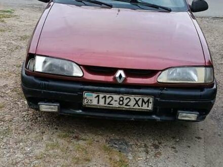 Красный Рено 19, объемом двигателя 1.8 л и пробегом 199 тыс. км за 800 $, фото 1 на Automoto.ua