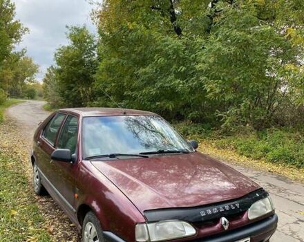 Красный Рено 19, объемом двигателя 1.72 л и пробегом 223 тыс. км за 1600 $, фото 1 на Automoto.ua