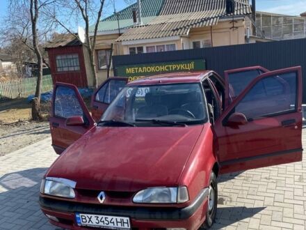 Рено 19 1998 в Шепетовке на Automoto.ua Красный Рено 19, объемом двигателя 1.4 л и пробегом 150 тыс. км за 1300 $, фото 1 на Automoto.ua