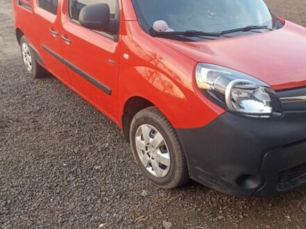 Красный Рено 19, объемом двигателя 0 л и пробегом 60 тыс. км за 12000 $, фото 1 на Automoto.ua