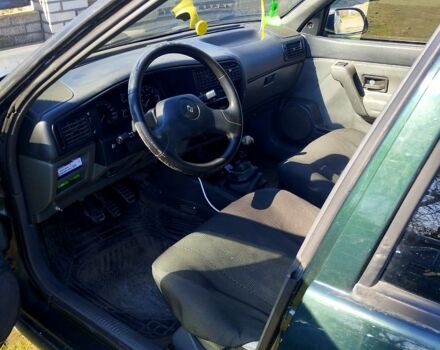 Рено 19, об'ємом двигуна 1.8 л та пробігом 0 тис. км за 700 $, фото 2 на Automoto.ua