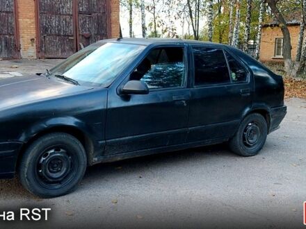 Рено 19 1990 в Бобринце на Automoto.ua Рено 19, объемом двигателя 1.7 л и пробегом 300 тыс. км за 950 $, фото 1 на Automoto.ua