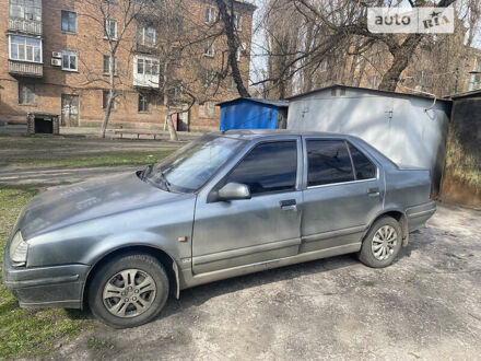 Рено 19 1990 у Кривому Розі на Automoto.ua Рено 19, об'ємом двигуна 1.7 л та пробігом 382 тис. км за 1300 $, фото 1 на Automoto.ua