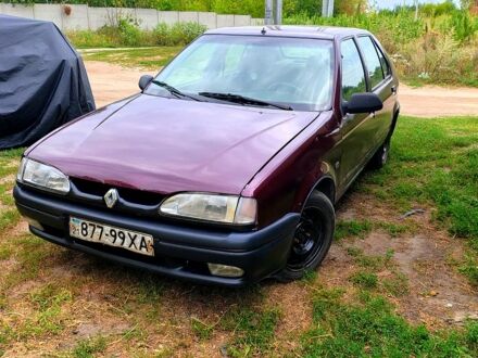 Рено 19, об'ємом двигуна 1.8 л та пробігом 285 тис. км за 680 $, фото 1 на Automoto.ua