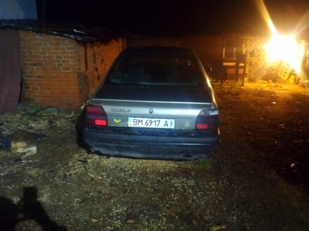 Рено 19, об'ємом двигуна 1.7 л та пробігом 0 тис. км за 500 $, фото 1 на Automoto.ua