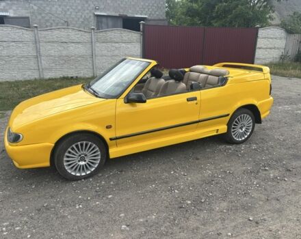 Желтый Рено 19, объемом двигателя 0 л и пробегом 200 тыс. км за 2500 $, фото 3 на Automoto.ua